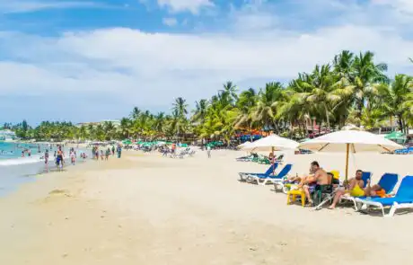 How LunaMar Estates Helps Foreign Buyers in Sayulita